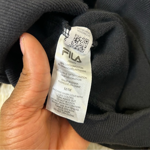 ◾️Fila Black Long Sleeve Crewneck - Picture 5 of 5